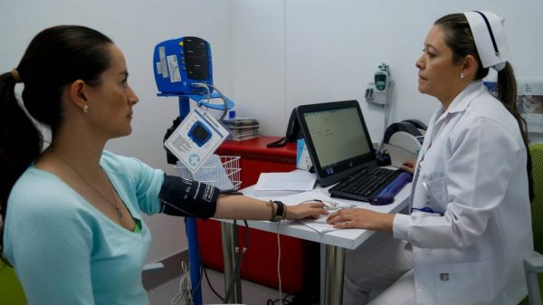 Cuide su salud con un buen chequeo médico