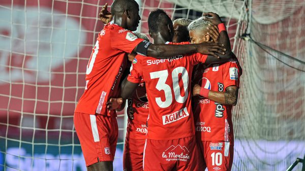 Movimientos en el América: inminente salida de dos jugadores en las próximas horas