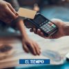 En medio de la crisis, colombianos les ponen candado a sus tarjetas