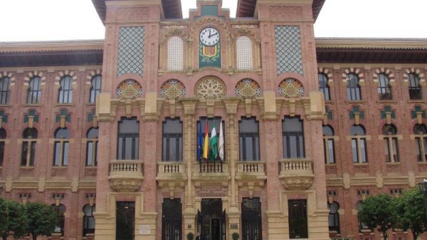 Facultades de Veterinaria, Medicina, Farmacia y Enfermería debatirán sobre los retos sanitarios