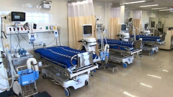 Lima: Sociedad de Medicina Intensiva revela que 650 pacientes esperan camas UCI