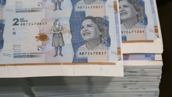 El peso colombiano, la moneda de peor desempeño este año