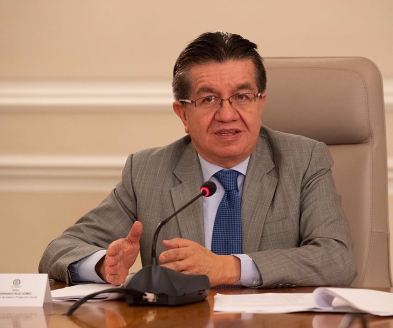 Colombianos no podrán elegir de qué farmacéutica será la vacuna que se les aplique