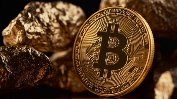 Banco de Singapur: Bitcoin no es rival para monedas nacionales (pero sí para el oro)