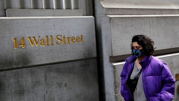 Sube Reddit, reunión de la Fed, informes de Tesla y Apple: 5 claves en Wall Street Por Investing.com