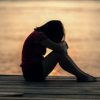 8 actitudes negativas recurrentes en personas infelices, según estudio