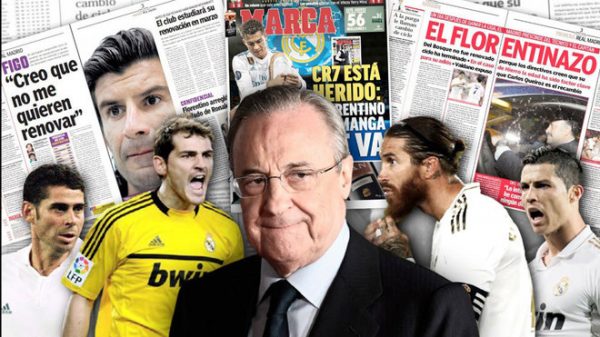 A Florentino Pérez no le pesa la mano ante las leyendas del Real Madrid