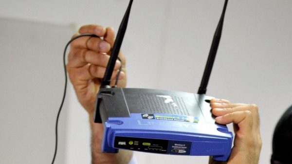 Con este sencillo truco puede aumentar la señal del WiFi de su casa