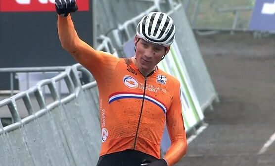 Mathieu van der Poel, campeón del Mundo de ciclocross 2021