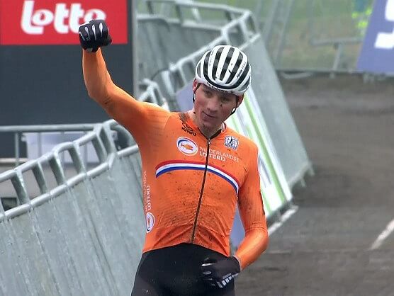 Mathieu van der Poel, campeón del Mundo de ciclocross 2021