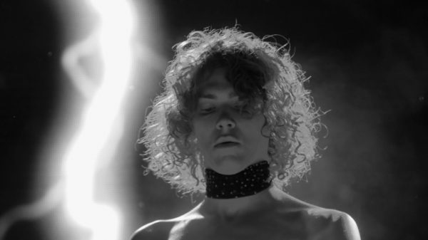 Falleció la reconocida cantante y productora musical Sophie Xeon a sus 34 años