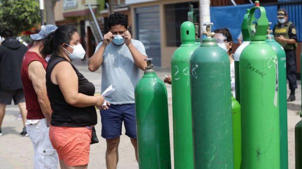 Médicos intensivistas en desacuerdo con que oxígeno se administre sin control profesional