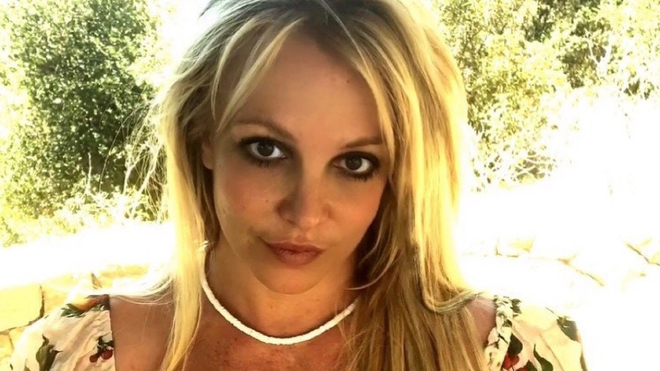 Britney Spears sacude su cuerpo al ritmo de J Balvin