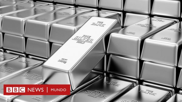 El “efecto GameStop”: por qué el precio de la plata llegó a su nivel más alto en 8 años
