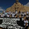 Con manifestación, estudiantes de medicina exigen justicia para Mariana y Karla
