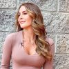 Carolina Soto casi se cae en vivo y en directo