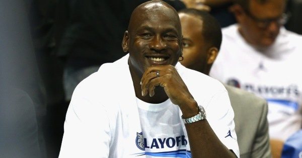 Michael Jordan encontró la fórmula para que su equipo llegue a Playoffs