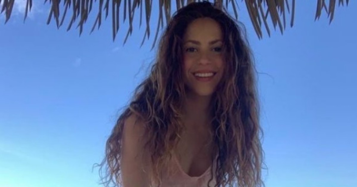 “La Shakira de los años 2000”: nuevo look de la artista deslumbra a sus seguidores