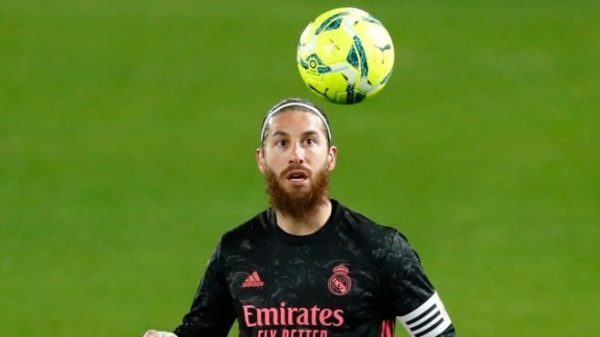 Sergio Ramos pasará por el quirófano por sus problemas en la rodilla izquierda