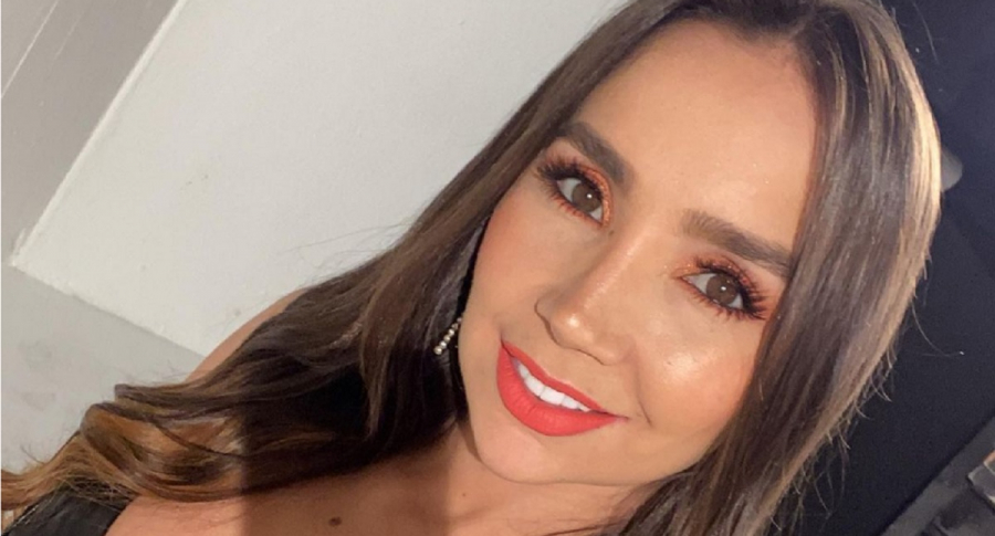 Paola Jara aclaró si dedicó ‘No me preguntes’ a alguien; rumoran que se la cantó al ex