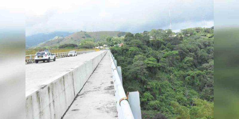 Piden acciones para reforzar seguridad en el puente de la Variante