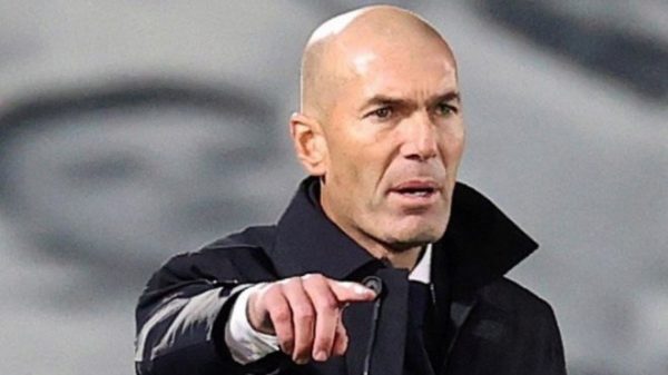 Zinedine Zidane pone en duda que continúe en el Real Madrid