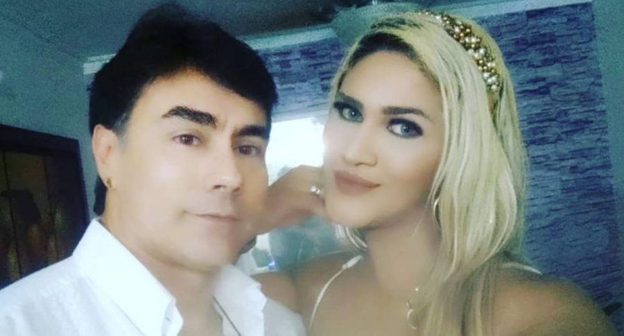 ¡Les gusta compartir! Mauro Urquijo y su esposa trans tienen varias parejas sexuales