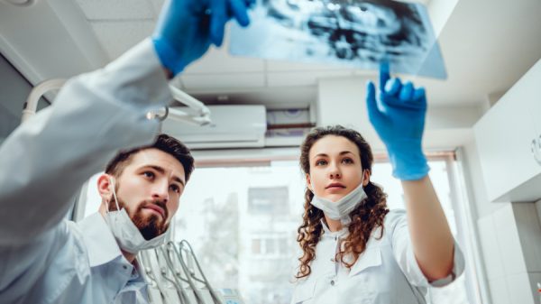 Medicina y Psicología, entre las carreras más elegidas a casi un año de la pandemia