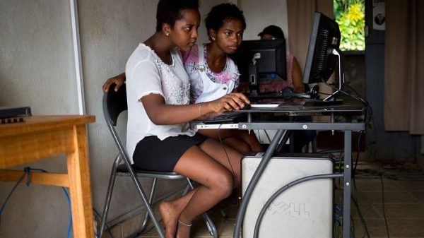 UNICEF se preocupa por el bienestar de los niños y los jóvenes ante uso de internet
