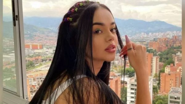 [Video] ‘La Segura’ sorprendió a sus seguidores yendo a mercar en pijama; posó y todo