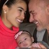 Gianluca Vacchi, Sharon Fonseca y su hija posan con outfits animal print