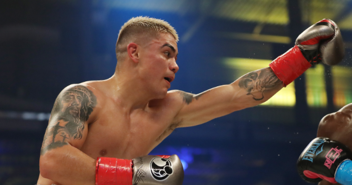 La curiosa razón por la que un boxeador perdió su título del mundo un día antes de la pelea