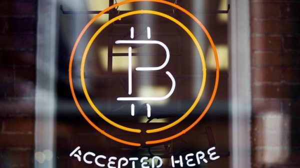 El Bitcoin bate records: Más gigantes financieros ‘se apuntan’ a la cripto Por Investing.com