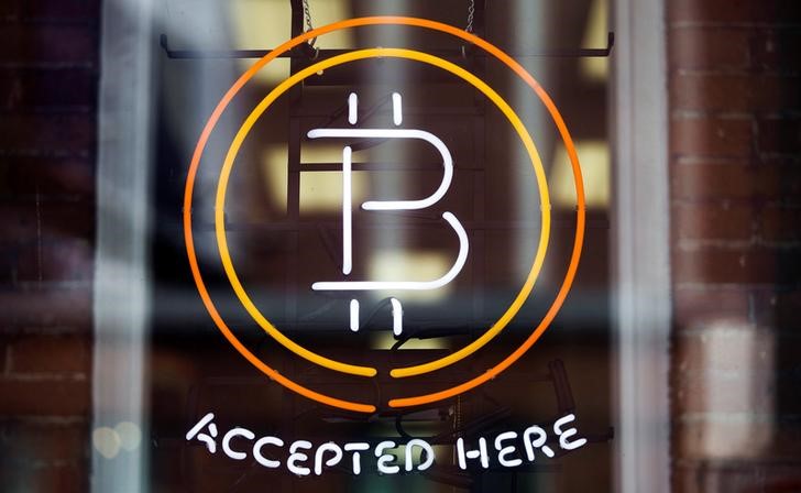 El Bitcoin bate records: Más gigantes financieros ‘se apuntan’ a la cripto Por Investing.com