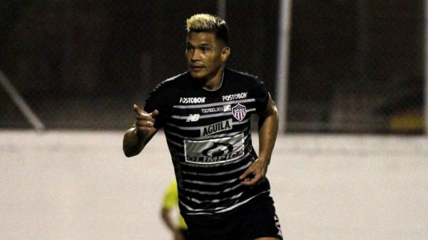 Nostálgico mensaje de Teófilo aumenta rumores sobre su posible salida del Junior