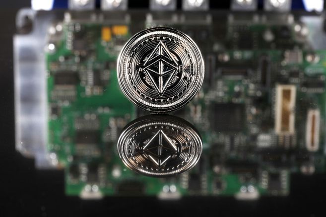 Ethereum alcanzó máximo histórico en medio de euforia criptomonedas