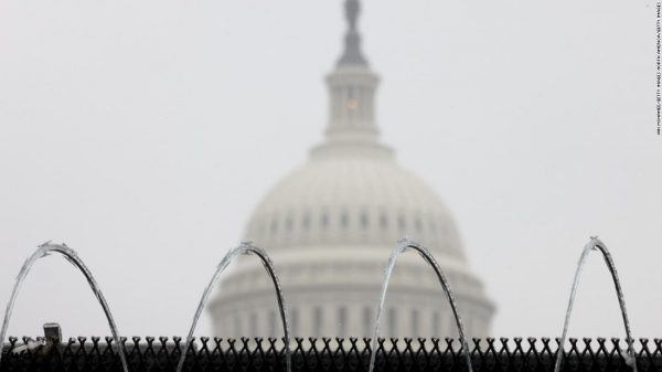 ANÁLISIS | El final del juicio político a Trump levanta una nube opresiva en Washington