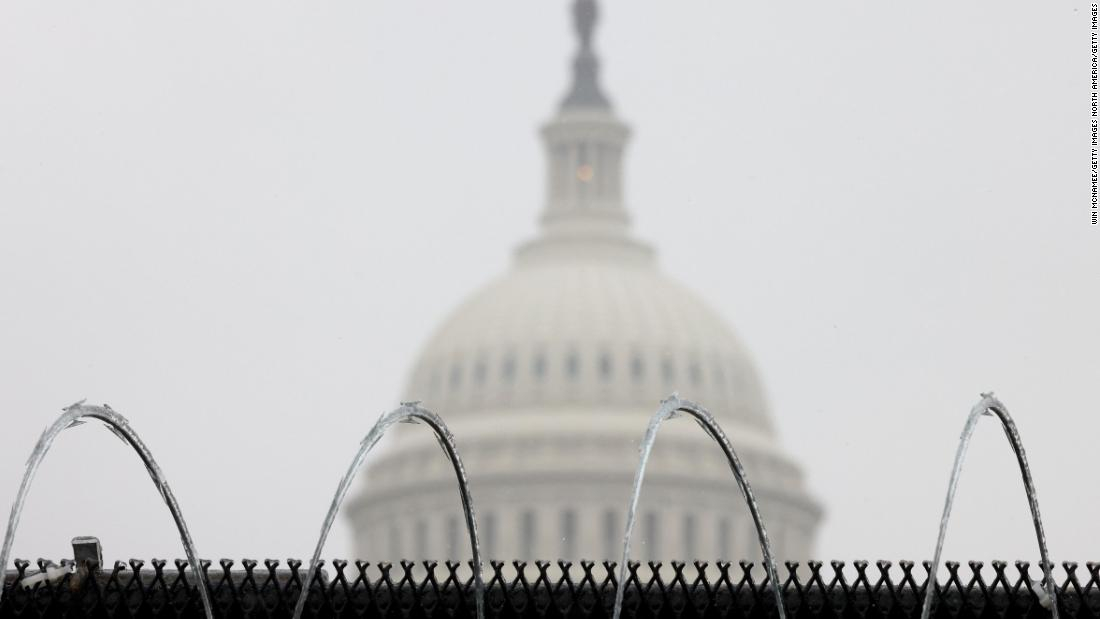 ANÁLISIS | El final del juicio político a Trump levanta una nube opresiva en Washington