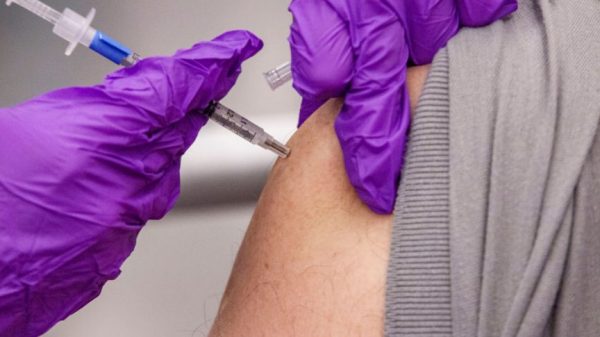 Cómo postularse para la vacuna COVID-19, si no está de acuerdo con su turno