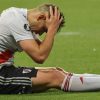 Rafael Santos Borré, blanco de críticas por su presentación con River Plate