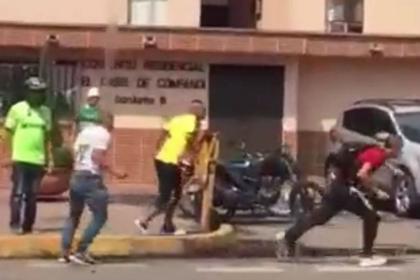 ‘La vida por los colores’: crudo video de violencia entre aficionados