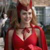 Marvel: Chica realiza un impactante cosplay de Wanda con su traje original de los comics como Scarlet Witch