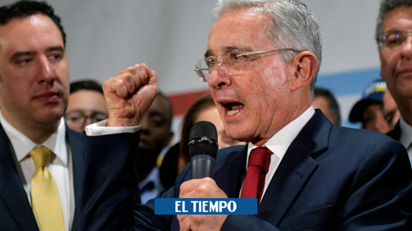 Uribe: hay ‘un sesgo’ para ‘desacreditar mi gobierno’