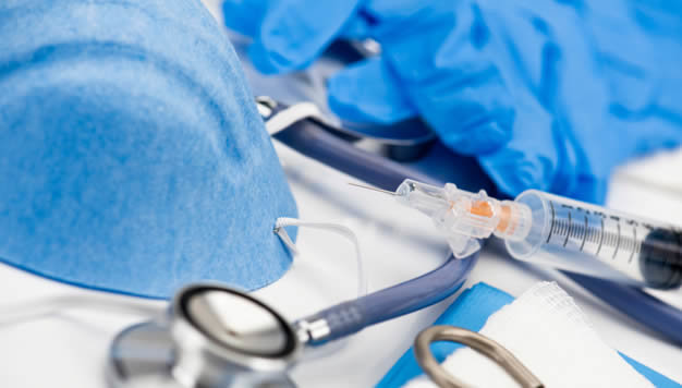 Refuerzo de dos profesionales de Medicina y Enfermería