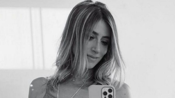 “Perfecta”: Verónica Orozco despierta pasiones con foto posando sobre piedra y de espaldas
