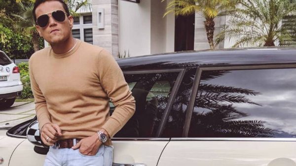 El costoso vehículo que compró Silvestre Dangond