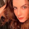 Con la cabellera rubia y muy corta, Carolina Cruz lució irreconocible ante sus seguidores