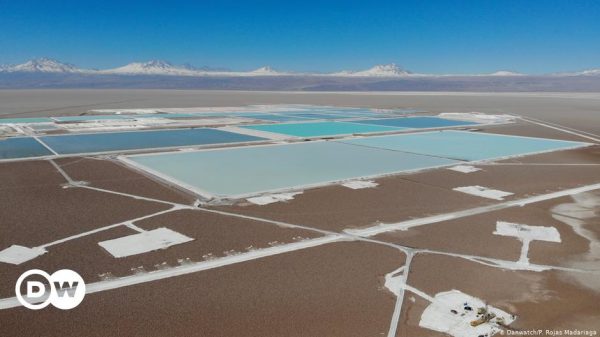 Chile inicia arbitraje internacional contra Albemarle por litio