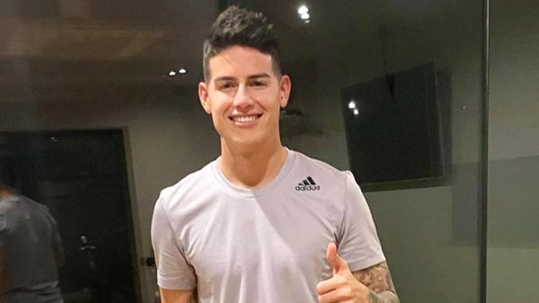 [Video] El saludo para ‘Rosa Melano’ que le pidieron en vivo a James Rodríguez
