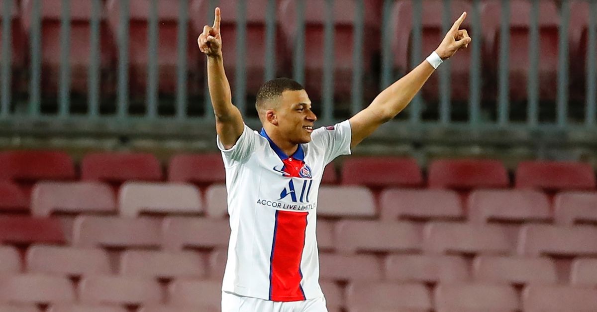 Mbappé lidera la lista de los jugadores más caros, donde Messi y Cristiano no están en el Top 10